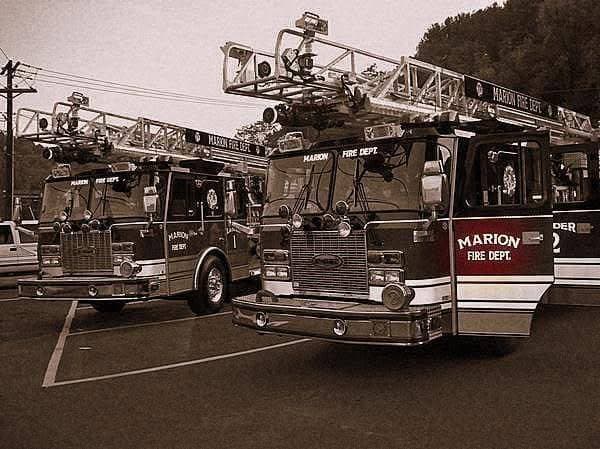 Vintage fire apparatus equipped with dual Roto-Ray warning lights